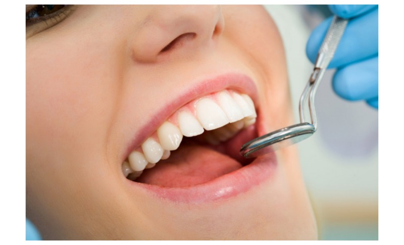 كيف تعتنين بأسنانك أثناء الحمل